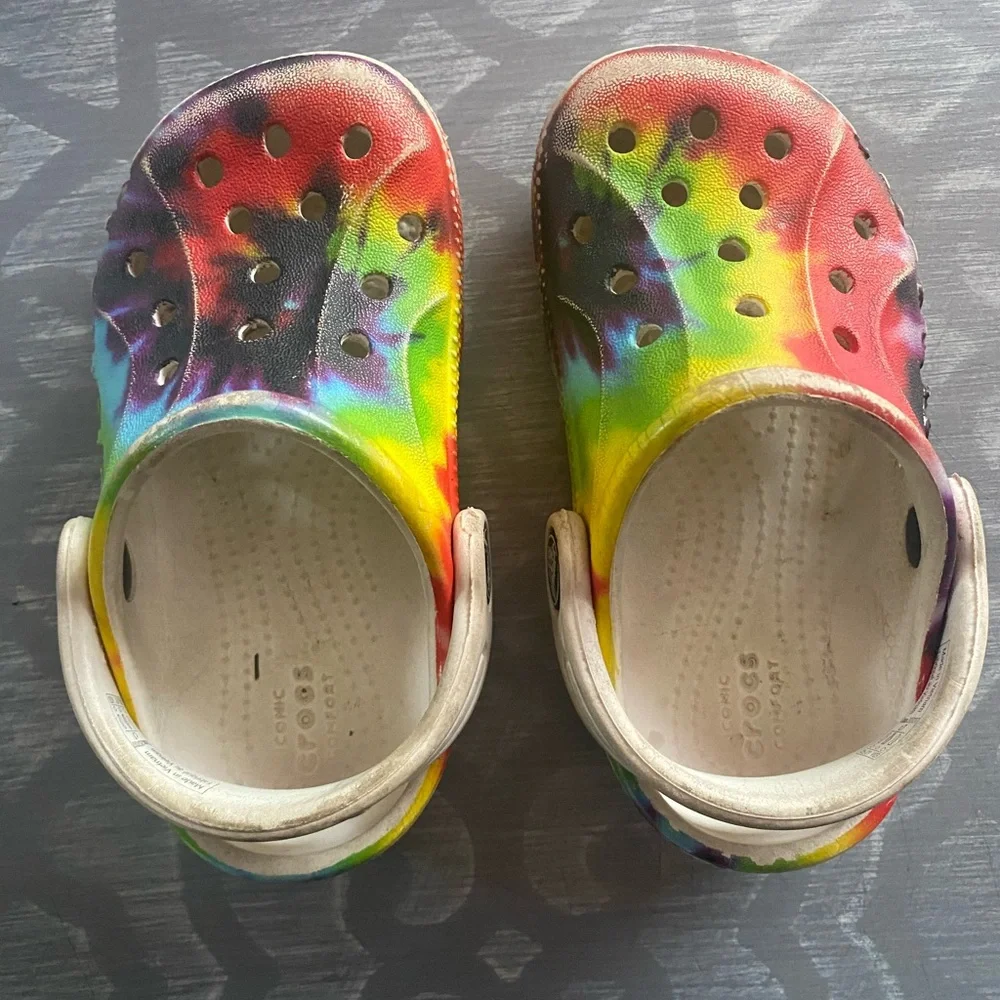 CROCS dress up